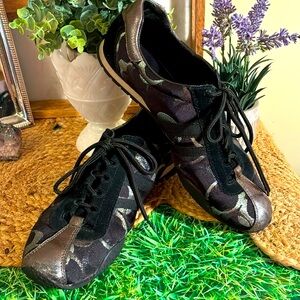 COACH silver and black sneakers, size 8.5, red description good overall